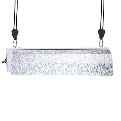Shade sail tensioner